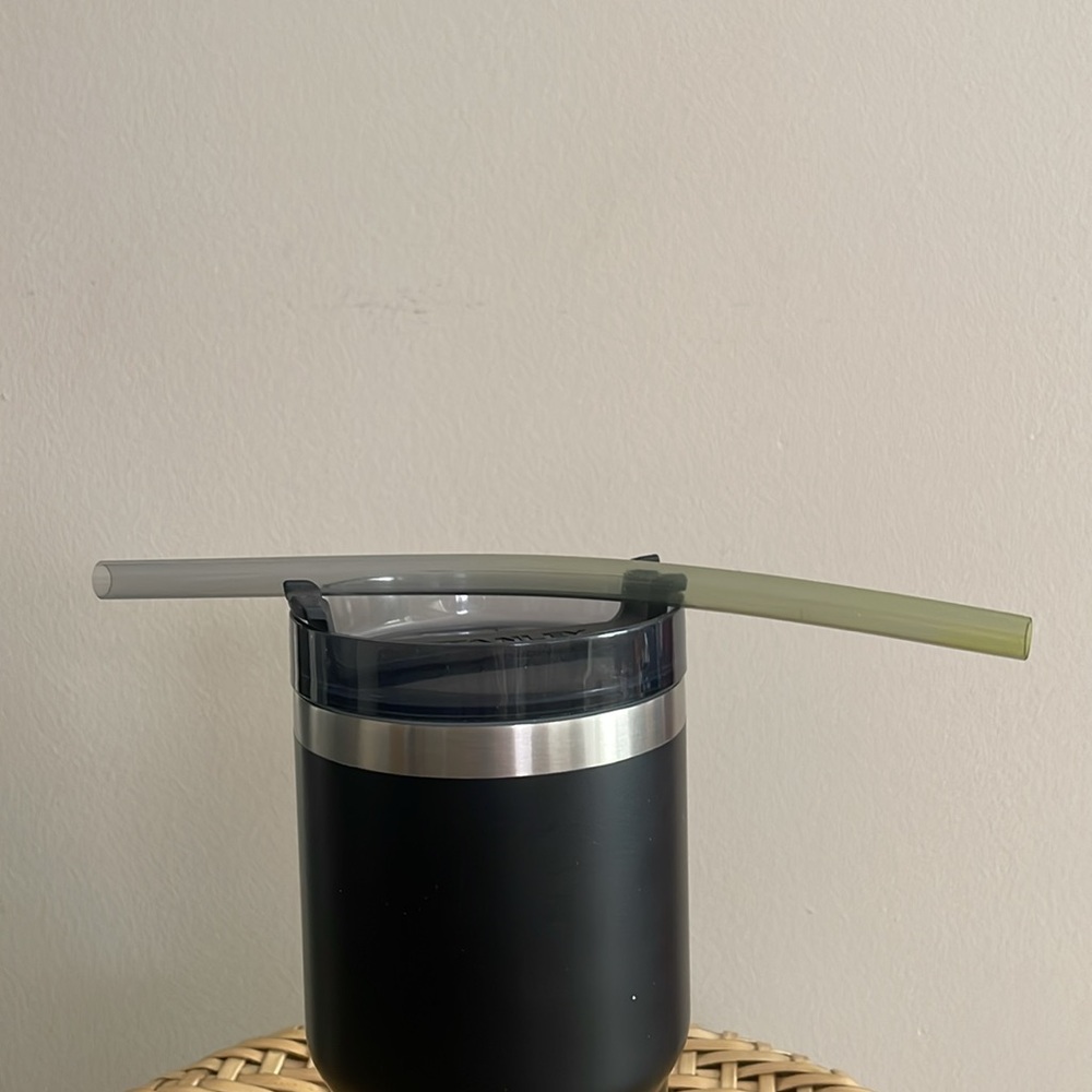 Older Stanley 20oz quencher tumbler black - Picture 6 of 11